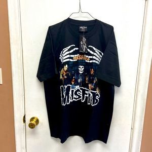 Black Graphic Tee - Short Sleeve
